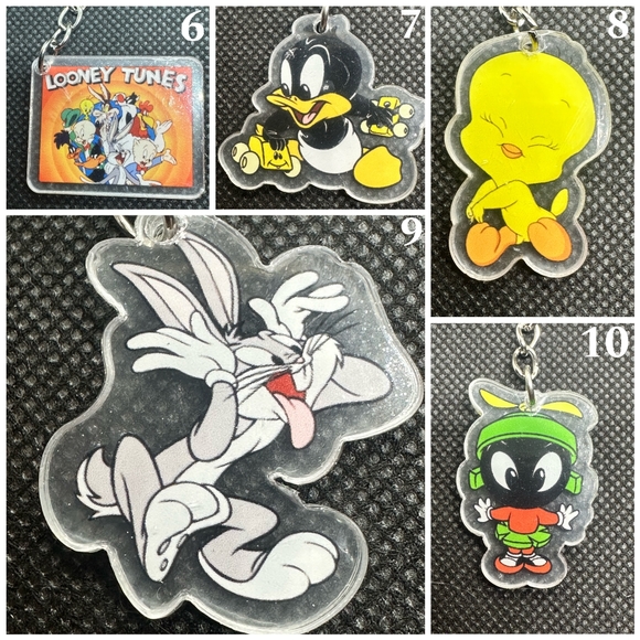 Looney Tunes KBK Acrylic Keychains - Picture 2 of 10